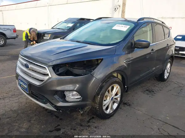 1FMCU9GD9JUA73291 2018 FORD ESCAPE - Image 2