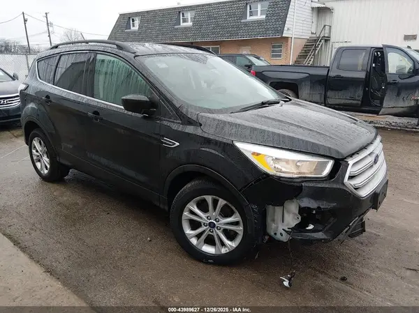 1FMCU9GD9JUA79852 2018 FORD ESCAPE - Image 1