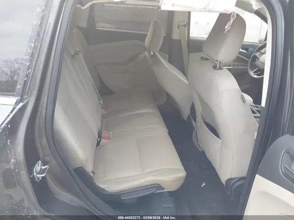 1FMCU9GD9JUA81990 2018 FORD ESCAPE - Image 8