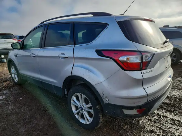 1FMCU9GD9JUA83366 2018 FORD ESCAPE - Image 2