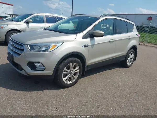 1FMCU9GD9JUA85683 2018 FORD ESCAPE - Image 2