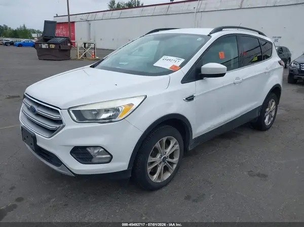 1FMCU9GD9JUA87224 2018 FORD ESCAPE - Image 2