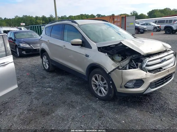 1FMCU9GD9JUA88292 2018 FORD ESCAPE - Image 1
