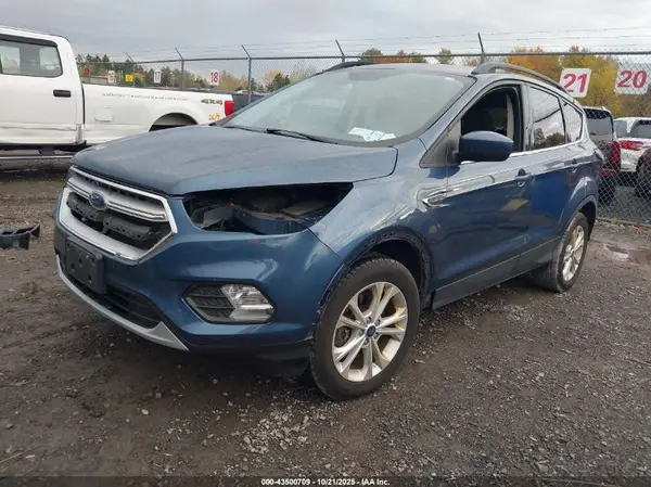 1FMCU9GD9JUA93508 2018 FORD ESCAPE - Image 2