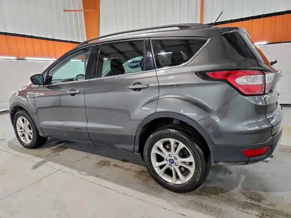 1FMCU9GD9JUA99941 2018 FORD ESCAPE - Image 2