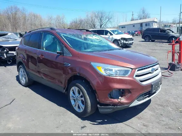 1FMCU9GD9JUB02742 2018 FORD ESCAPE - Image 1