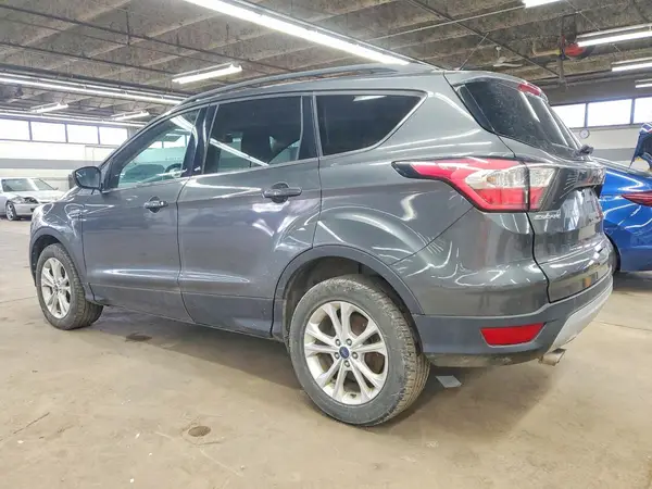 1FMCU9GD9JUB21923 2018 FORD ESCAPE - Image 2