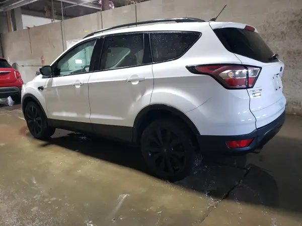 1FMCU9GD9JUB25809 2018 FORD ESCAPE - Image 2