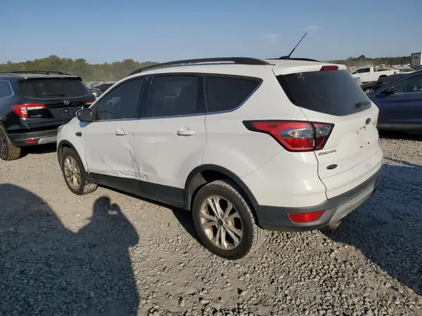 1FMCU9GD9JUB37118 2018 FORD ESCAPE - Image 2
