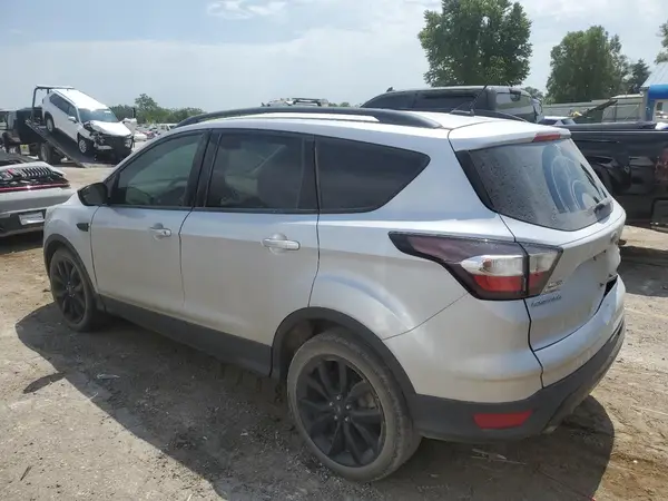 1FMCU9GD9JUB42979 2018 FORD ESCAPE - Image 2