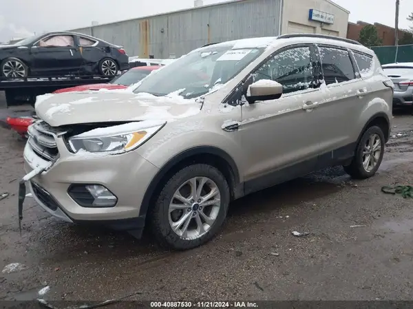 1FMCU9GD9JUB54016 2018 FORD ESCAPE - Image 2