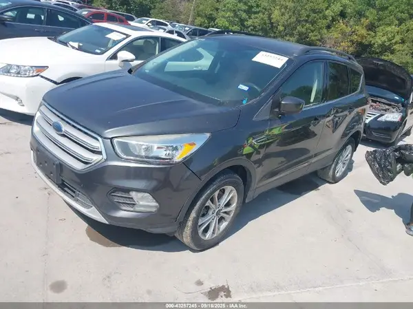 1FMCU9GD9JUB55795 2018 FORD ESCAPE - Image 2
