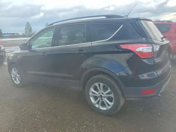 1FMCU9GD9JUB57420 2018 FORD ESCAPE - Image 2