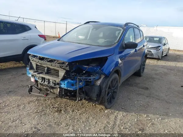 1FMCU9GD9JUB64738 2018 FORD ESCAPE - Image 2