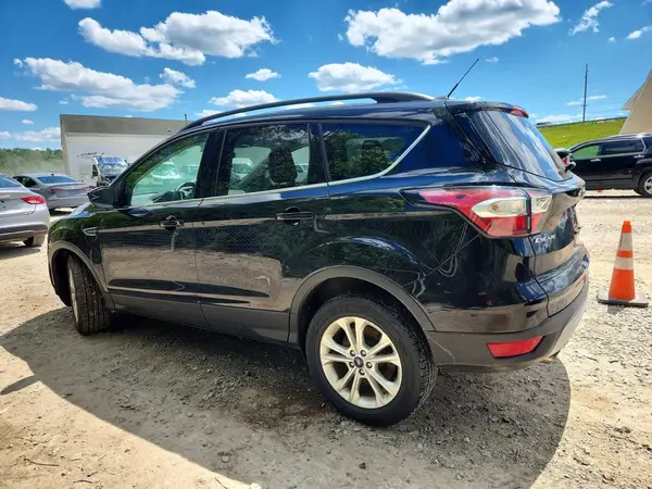 1FMCU9GD9JUC00833 2018 FORD ESCAPE - Image 2
