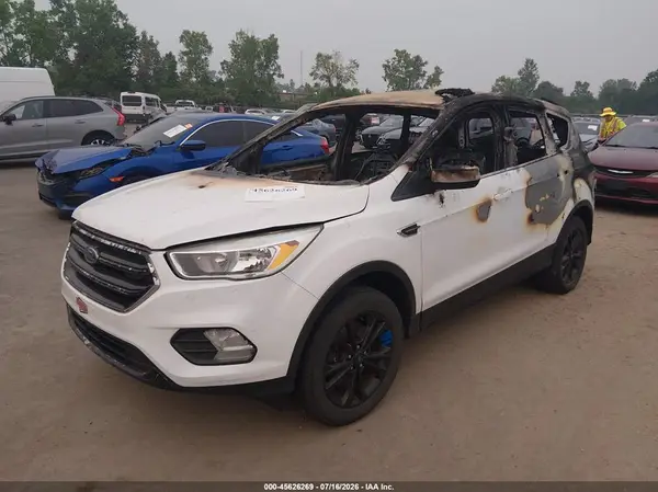 1FMCU9GD9JUC00993 2018 FORD ESCAPE - Image 2