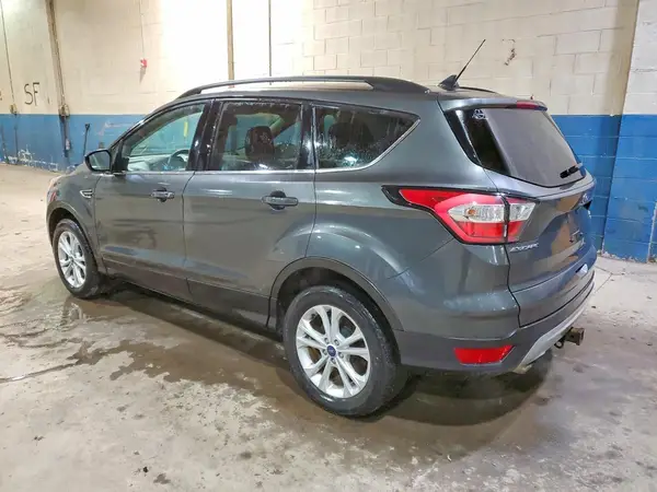 1FMCU9GD9JUC05000 2018 FORD ESCAPE - Image 2