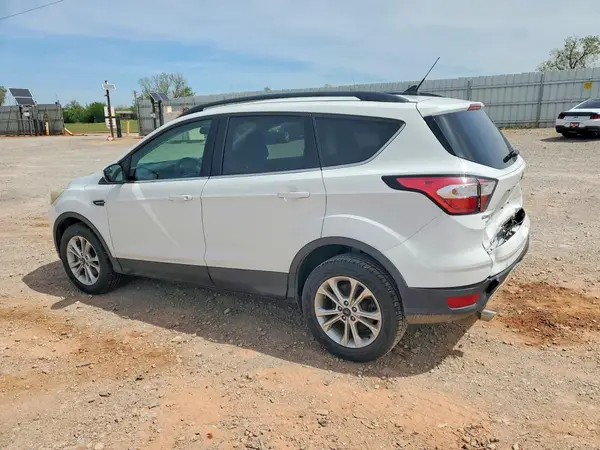 1FMCU9GD9JUC06499 2018 FORD ESCAPE - Image 2