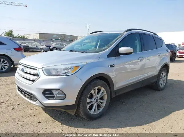 1FMCU9GD9JUC14148 2018 FORD ESCAPE - Image 2
