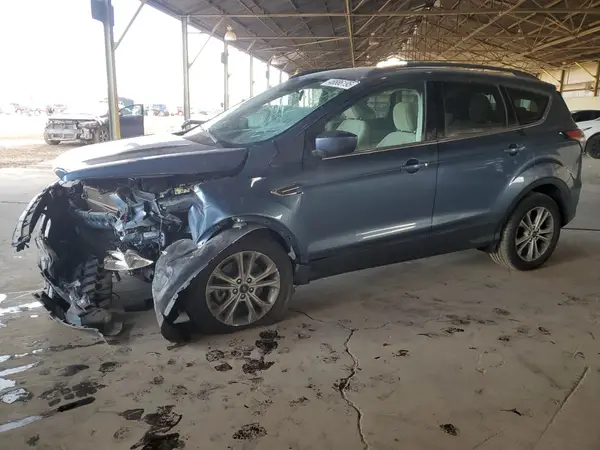 1FMCU9GD9JUC16370 2018 FORD ESCAPE - Image 1