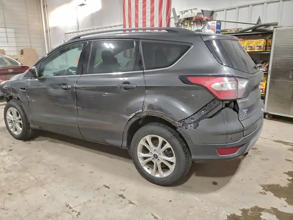 1FMCU9GD9JUC19995 2018 FORD ESCAPE - Image 2