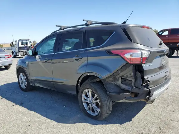 1FMCU9GD9JUC24789 2018 FORD ESCAPE - Image 2