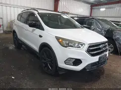 1FMCU9GD9JUC29460 2018 FORD ESCAPE
