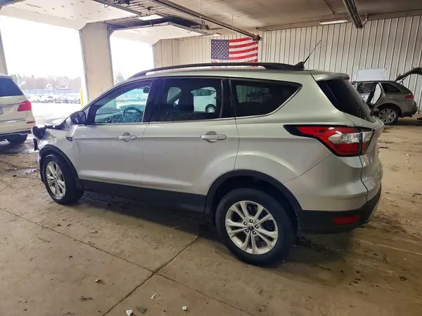 1FMCU9GD9JUC30172 2018 FORD ESCAPE - Image 2