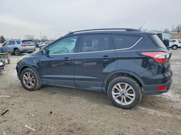 1FMCU9GD9JUC37560 2018 FORD ESCAPE - Image 2