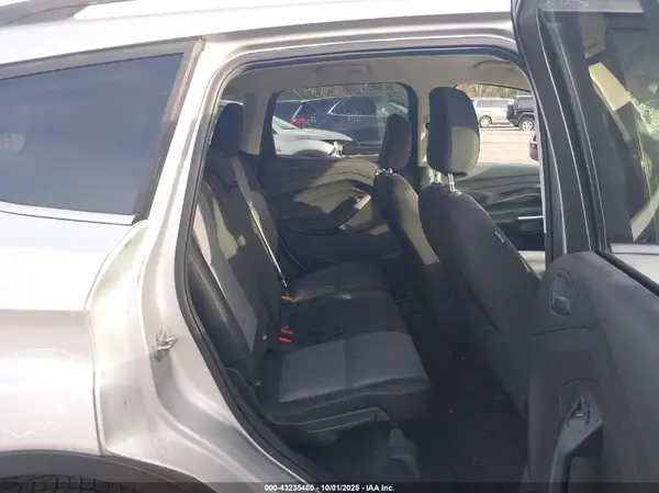 1FMCU9GD9JUC43682 2018 FORD ESCAPE - Image 8