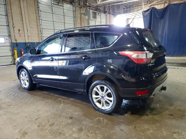 1FMCU9GD9JUC47666 2018 FORD ESCAPE - Image 2