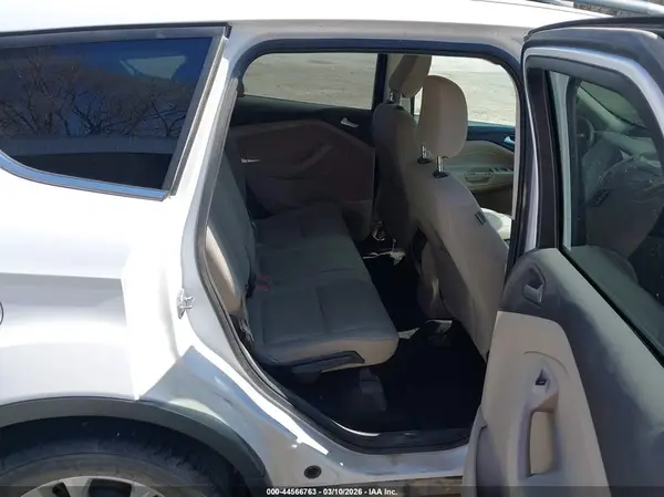1FMCU9GD9JUC49823 2018 FORD ESCAPE - Image 8