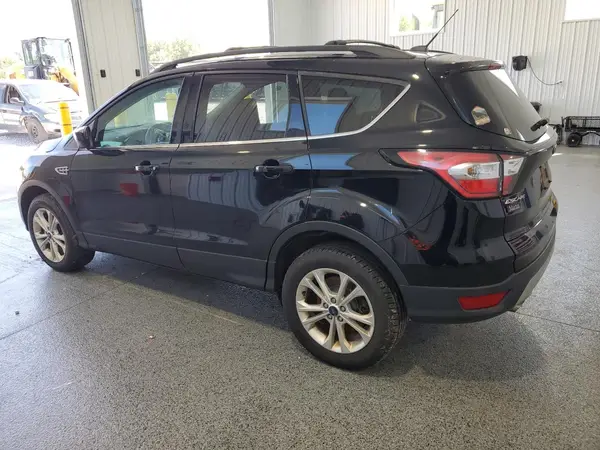 1FMCU9GD9JUC58456 2018 FORD ESCAPE - Image 2