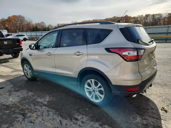 1FMCU9GD9JUC60353 2018 FORD ESCAPE - Image 2