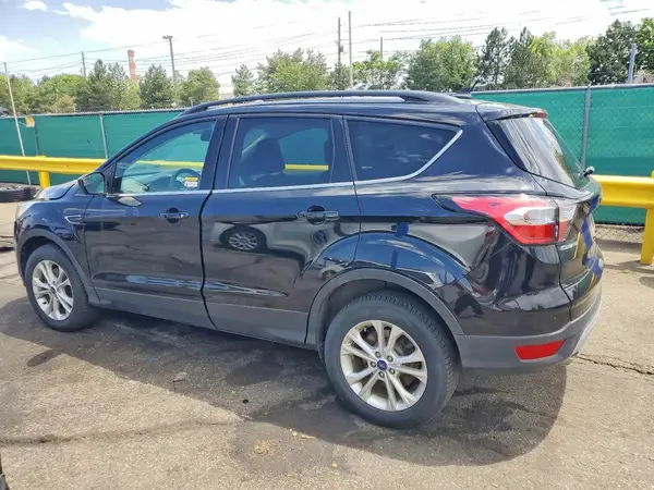 1FMCU9GD9JUC60479 2018 FORD ESCAPE - Image 2