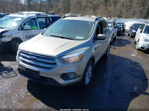 1FMCU9GD9JUC74253 2018 FORD ESCAPE - Image 2