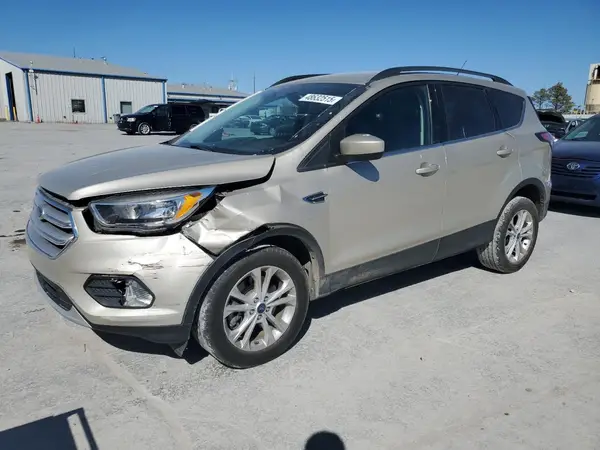 1FMCU9GD9JUC77511 2018 FORD ESCAPE - Image 1