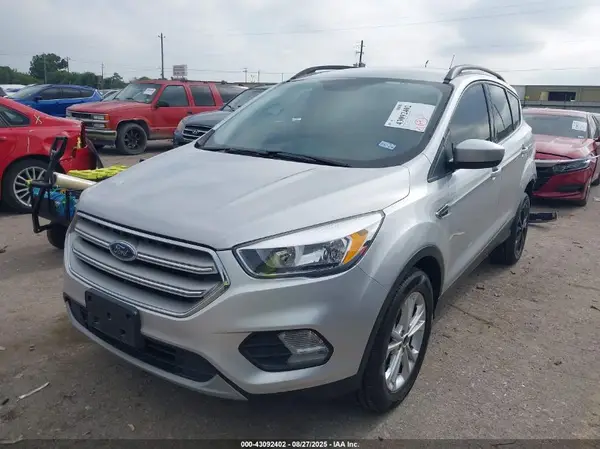 1FMCU9GD9JUC78285 2018 FORD ESCAPE - Image 2