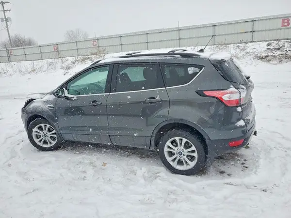 1FMCU9GD9JUC81929 2018 FORD ESCAPE - Image 2