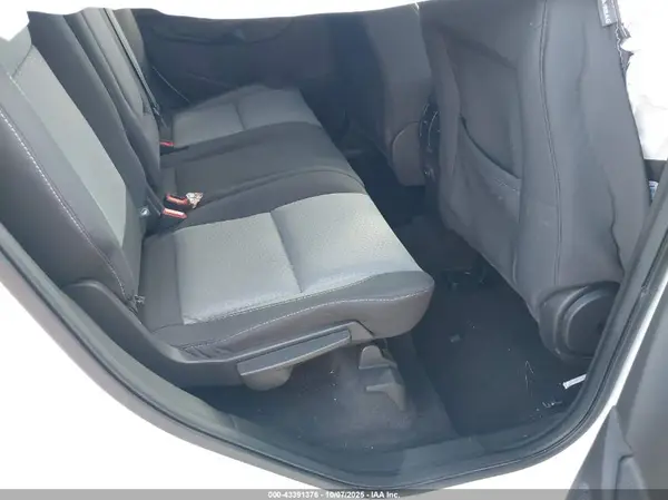 1FMCU9GD9JUC89870 2018 FORD ESCAPE - Image 8