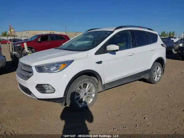1FMCU9GD9JUC95507 2018 FORD ESCAPE - Image 2