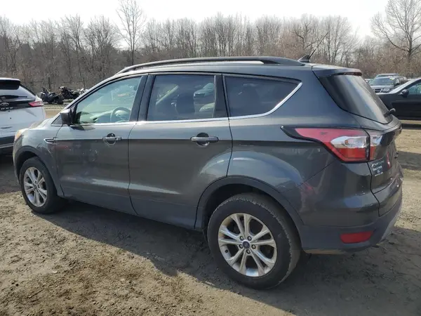 1FMCU9GD9JUC98388 2018 FORD ESCAPE - Image 2