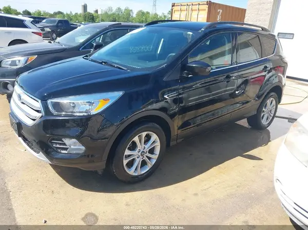1FMCU9GD9JUD08868 2018 FORD ESCAPE - Image 2