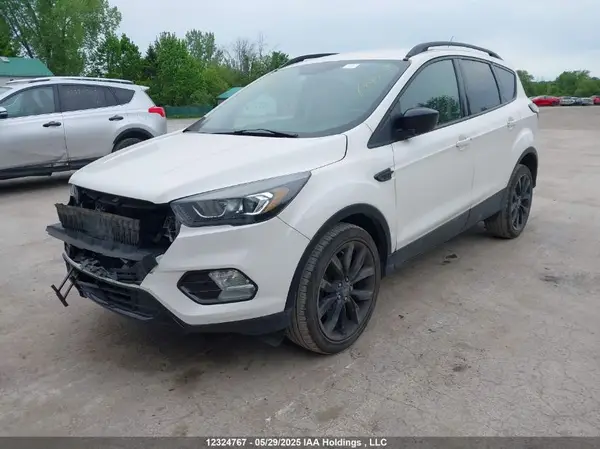 1FMCU9GD9JUD09101 2018 FORD ESCAPE - Image 2