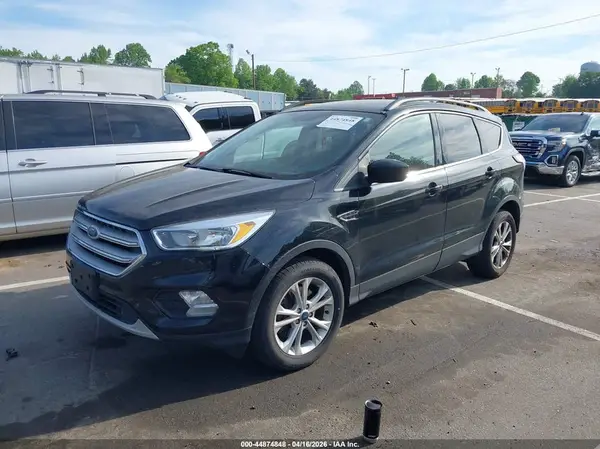 1FMCU9GD9JUD11589 2018 FORD ESCAPE - Image 2