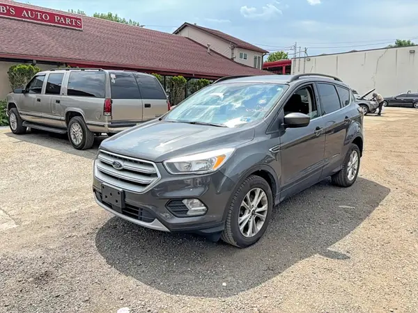 1FMCU9GD9JUD12743 2018 FORD ESCAPE - Image 2
