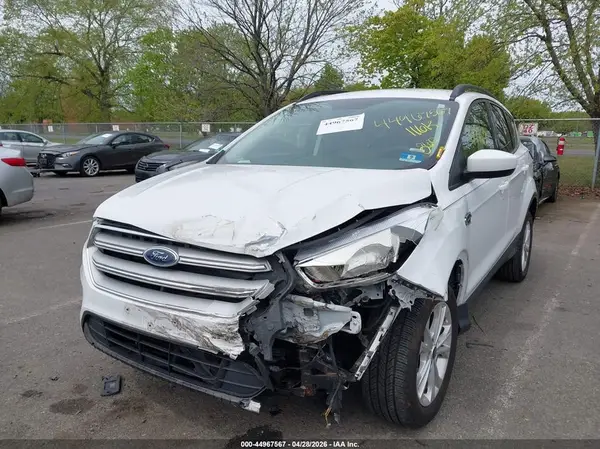 1FMCU9GD9JUD12760 2018 FORD ESCAPE - Image 2