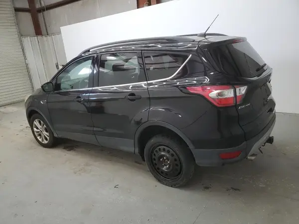 1FMCU9GD9JUD21474 2018 FORD ESCAPE - Image 2