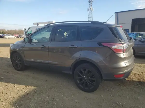 1FMCU9GD9JUD25363 2018 FORD ESCAPE - Image 2