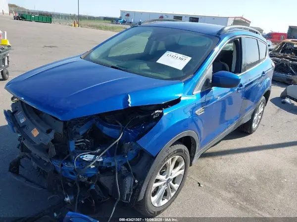 1FMCU9GD9JUD25489 2018 FORD ESCAPE - Image 2